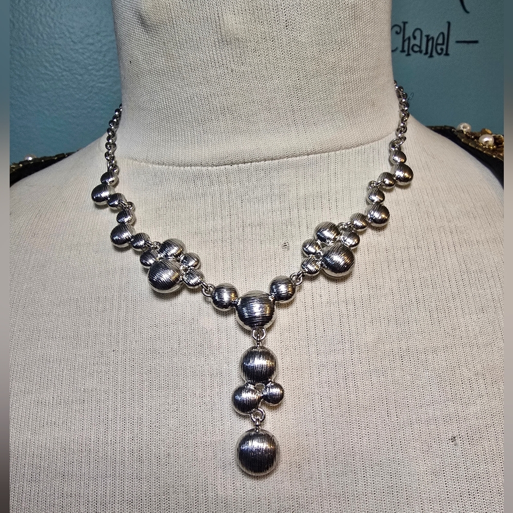 Exquisite Silver-tone Y Drop Rhinestone Necklace - Picture 4 of 7